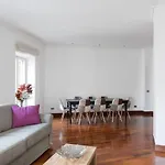 Queenavona Apartmán *
