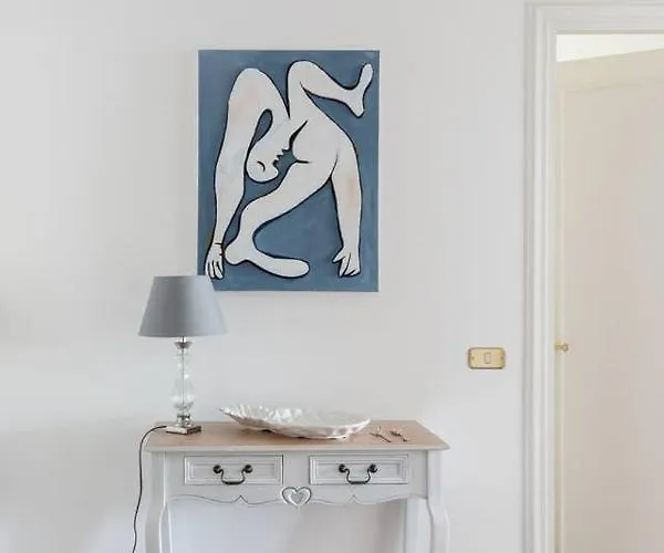 Queenavona Apartment *